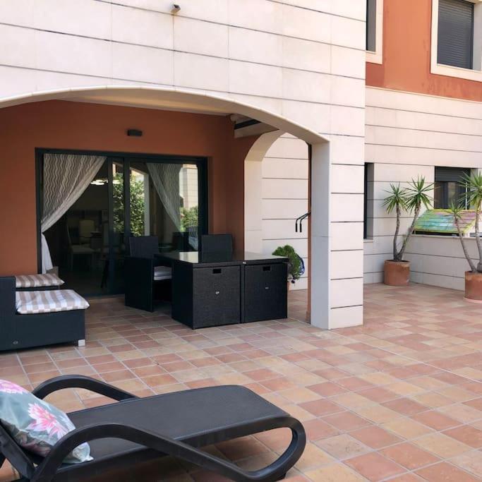 Hogar Brisa De Las Marinas Acogedor Apartamento Con Amplia Terraza Y Acceso Directo A Las Piscinas-Comfortable Apartment With Spacious Terrace And Direct Pool Access Денія Екстер'єр фото