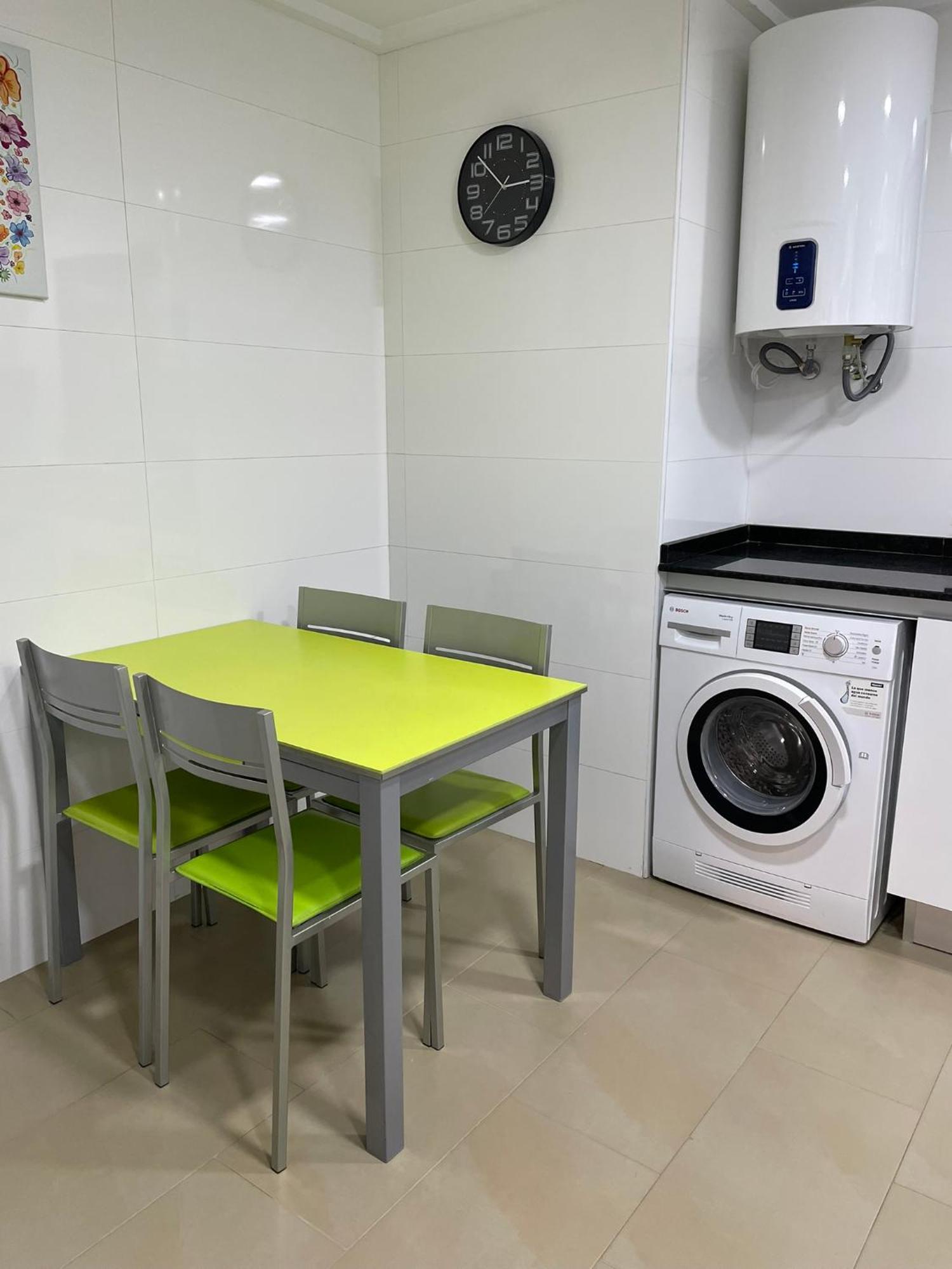 Hogar Brisa De Las Marinas Acogedor Apartamento Con Amplia Terraza Y Acceso Directo A Las Piscinas-Comfortable Apartment With Spacious Terrace And Direct Pool Access Денія Екстер'єр фото